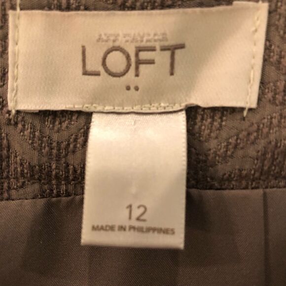 LOFT skirt  - Picture 3 of 4